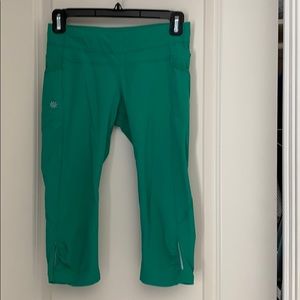 Athleta Doby Be Free Knicker.